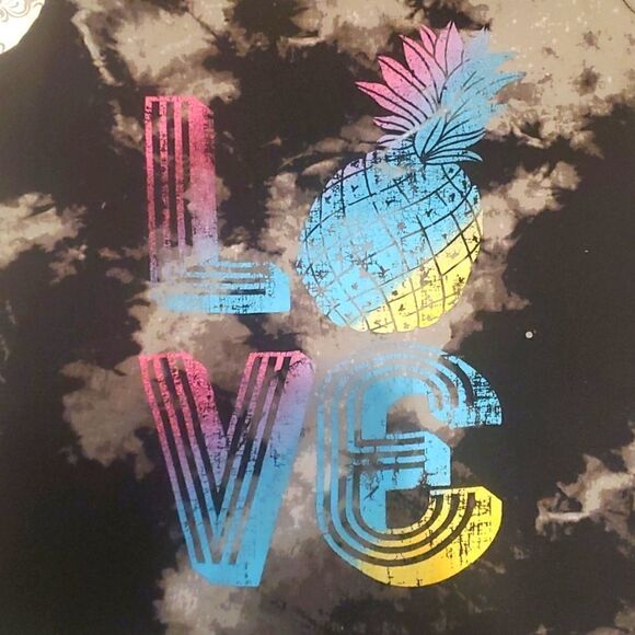 Vintage Y2K Love Graphic Cut out Tank Top - Picture 2 of 5